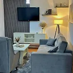 Elit Lux * بال